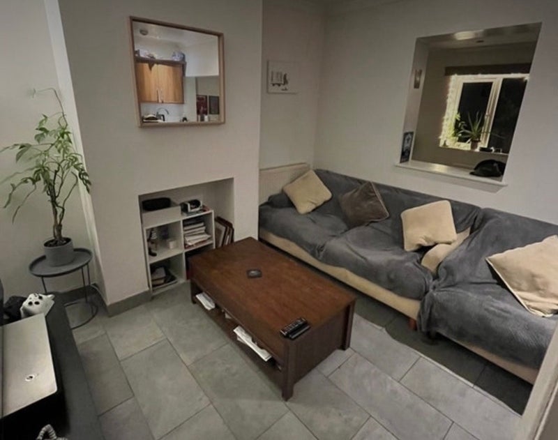 Room Graveney Road in Greater London