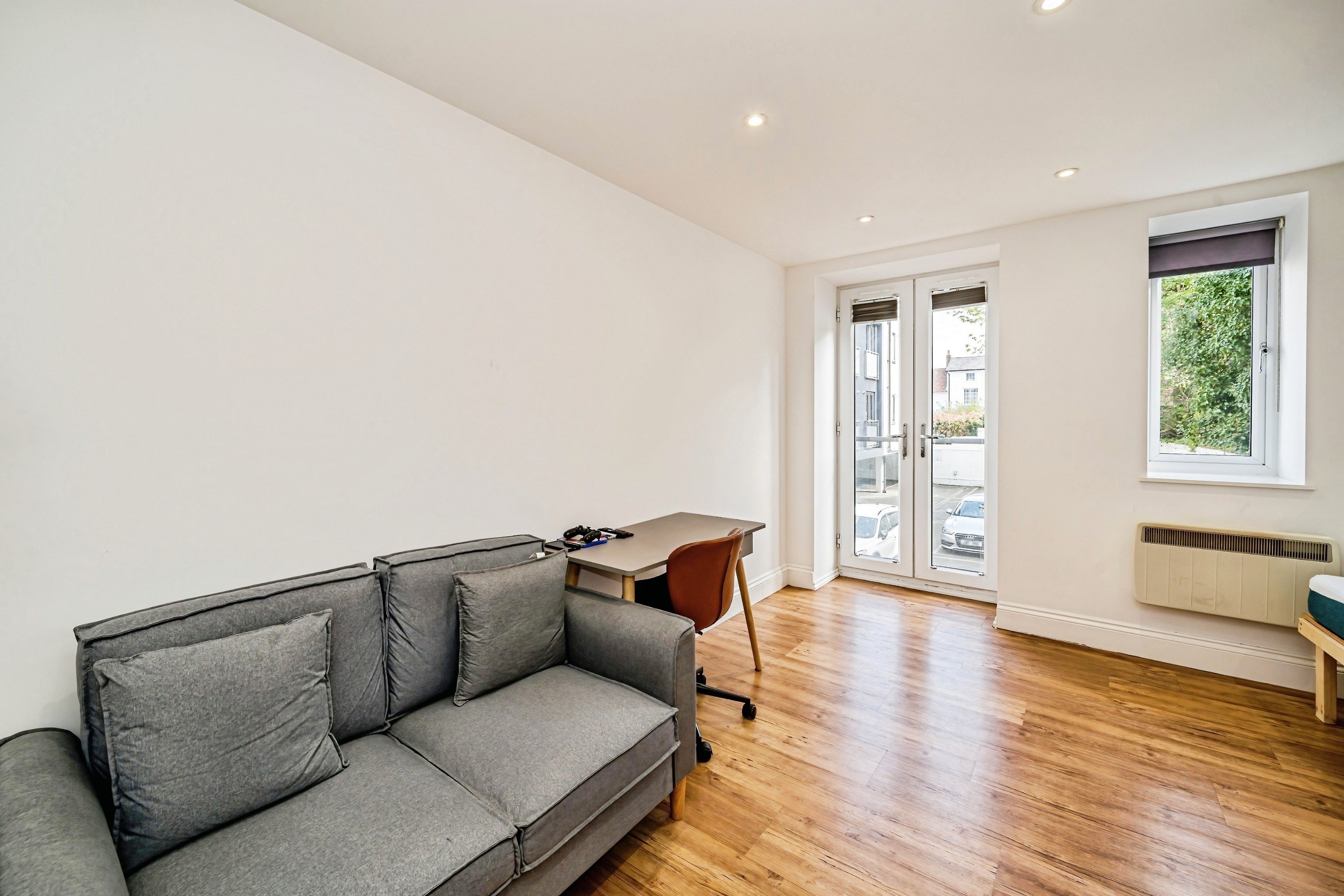 Flat Walton Street in Aylesbury