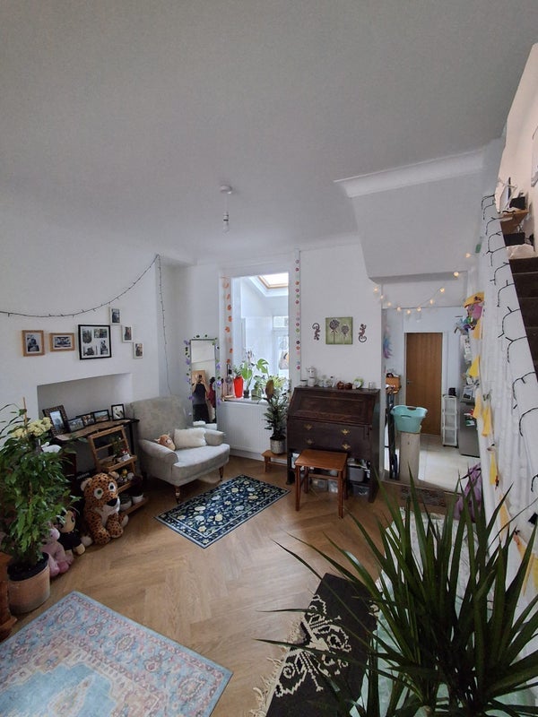 Room Allerton Street in Cardiff