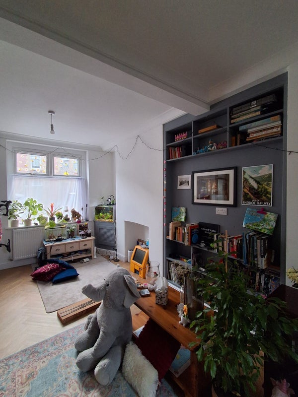 Room Allerton Street in Cardiff