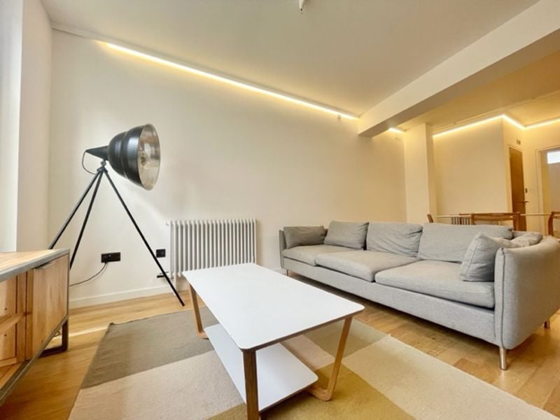 Flat Tanners Hill in Greater London