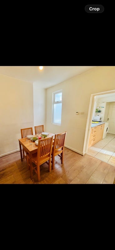 Room Grantham Street in Liverpool