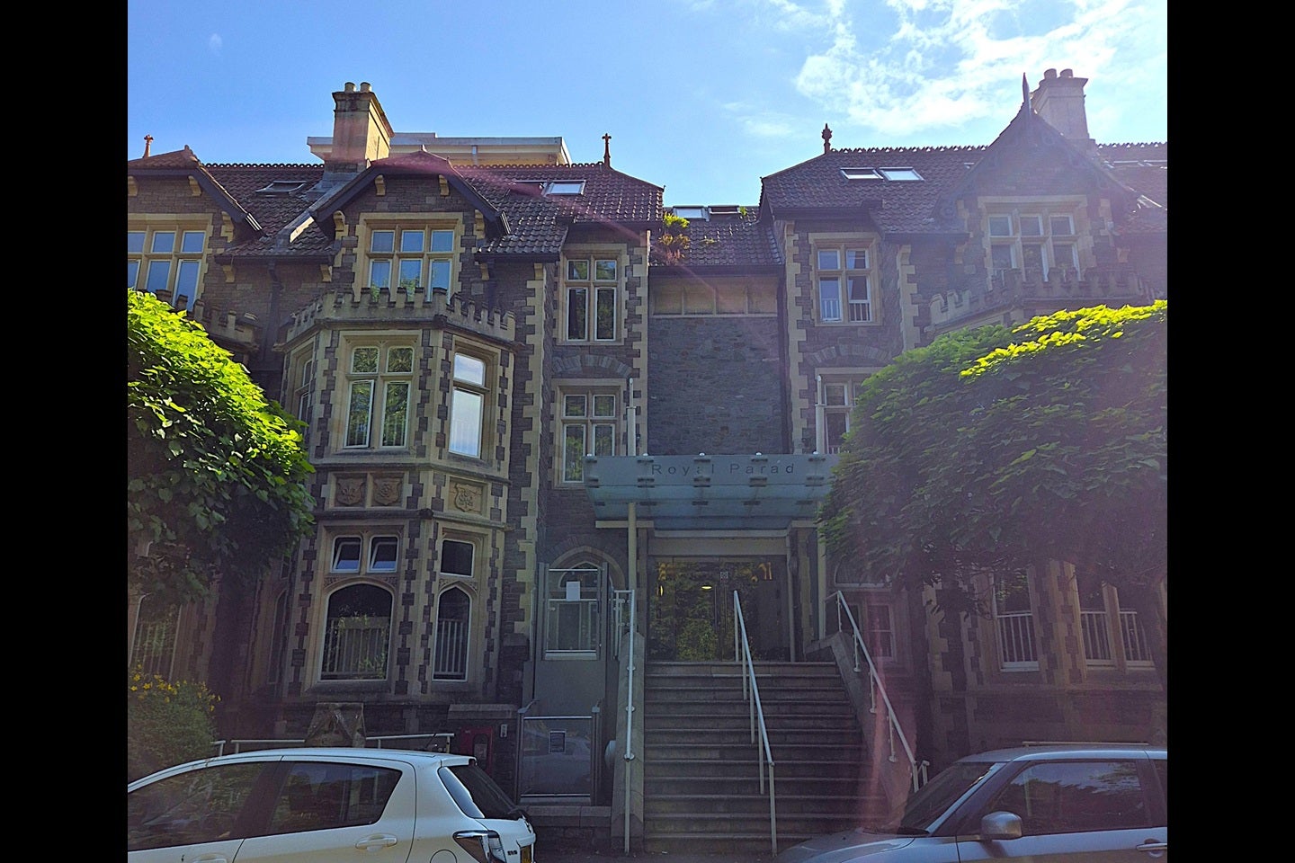 Flat Queen's Road in Bristol