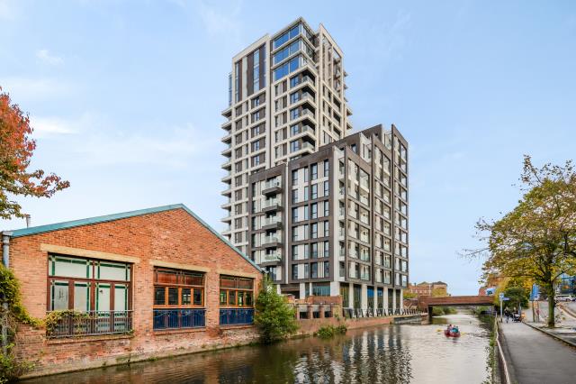 Flat King's Road in Reading