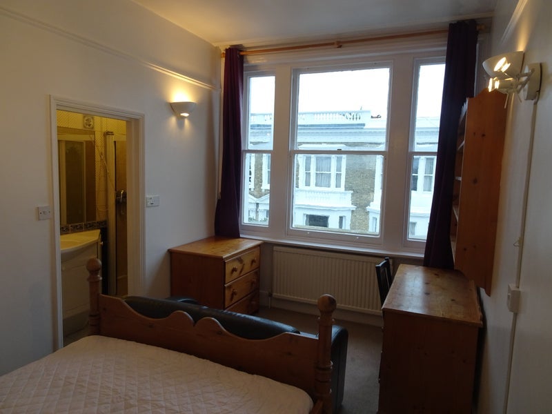 Room Orchard Square in Greater London