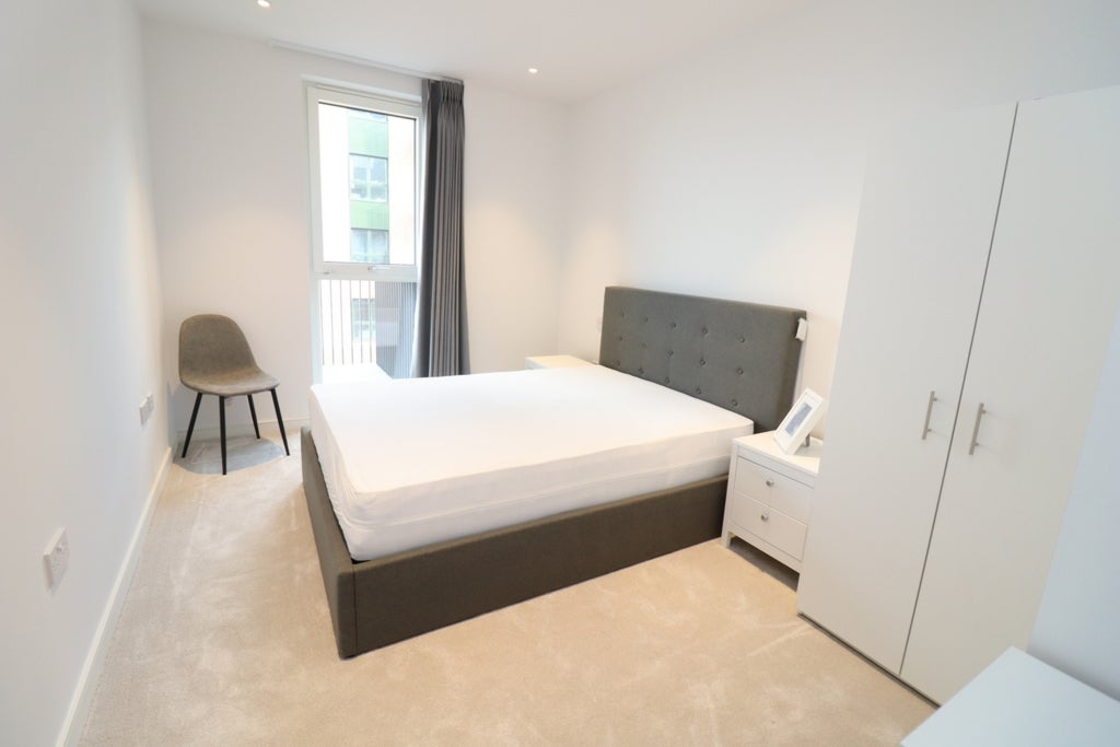 Room Globe Road in Greater London