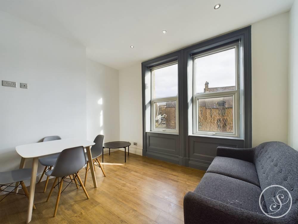 Flat Back Cheltenham Mount in Harrogate
