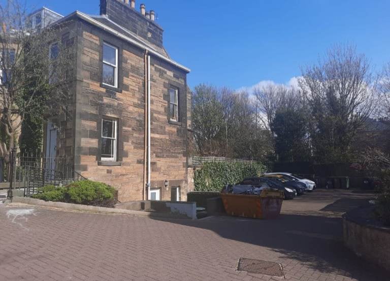 Flat Merchiston Place in City of Edinburgh