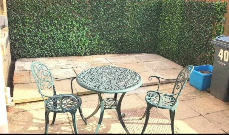 Flat Merchiston Place in City of Edinburgh