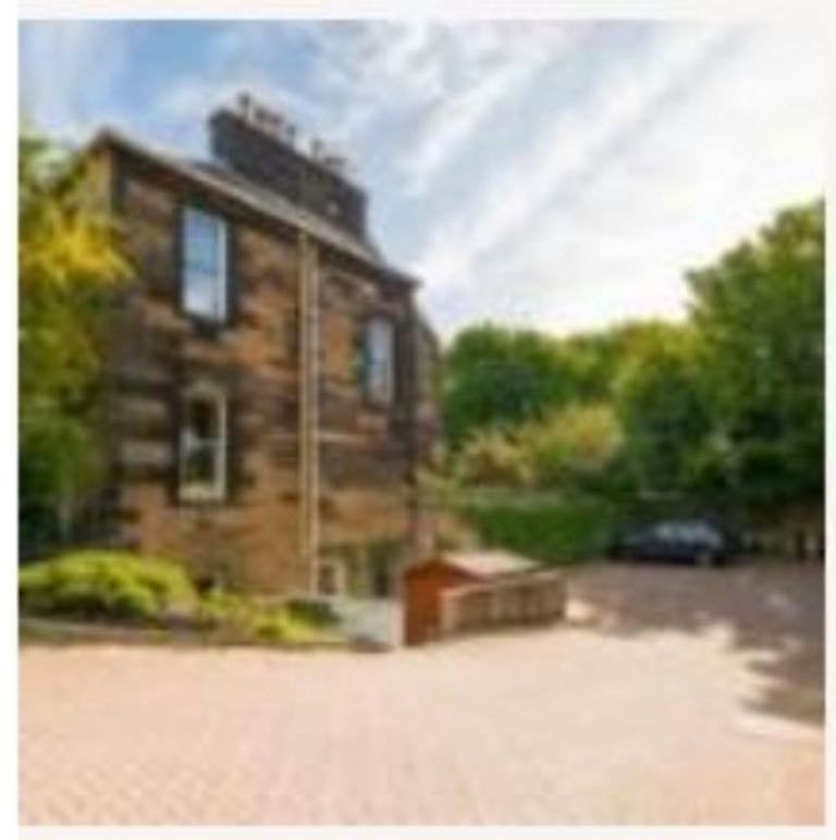 Flat Merchiston Place in City of Edinburgh