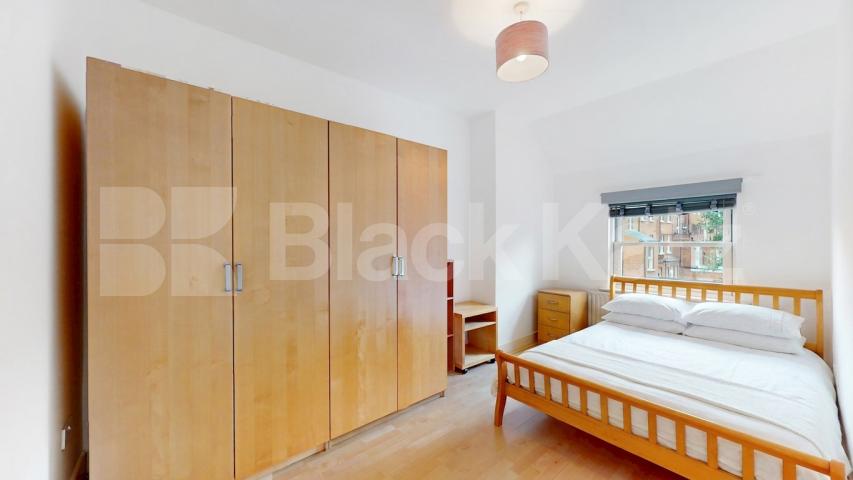 Flat Iverson Road in Greater London