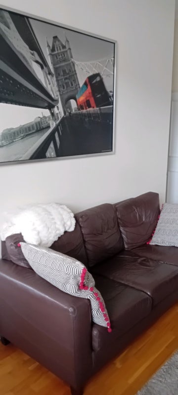 Room Dryden Close in Greater London