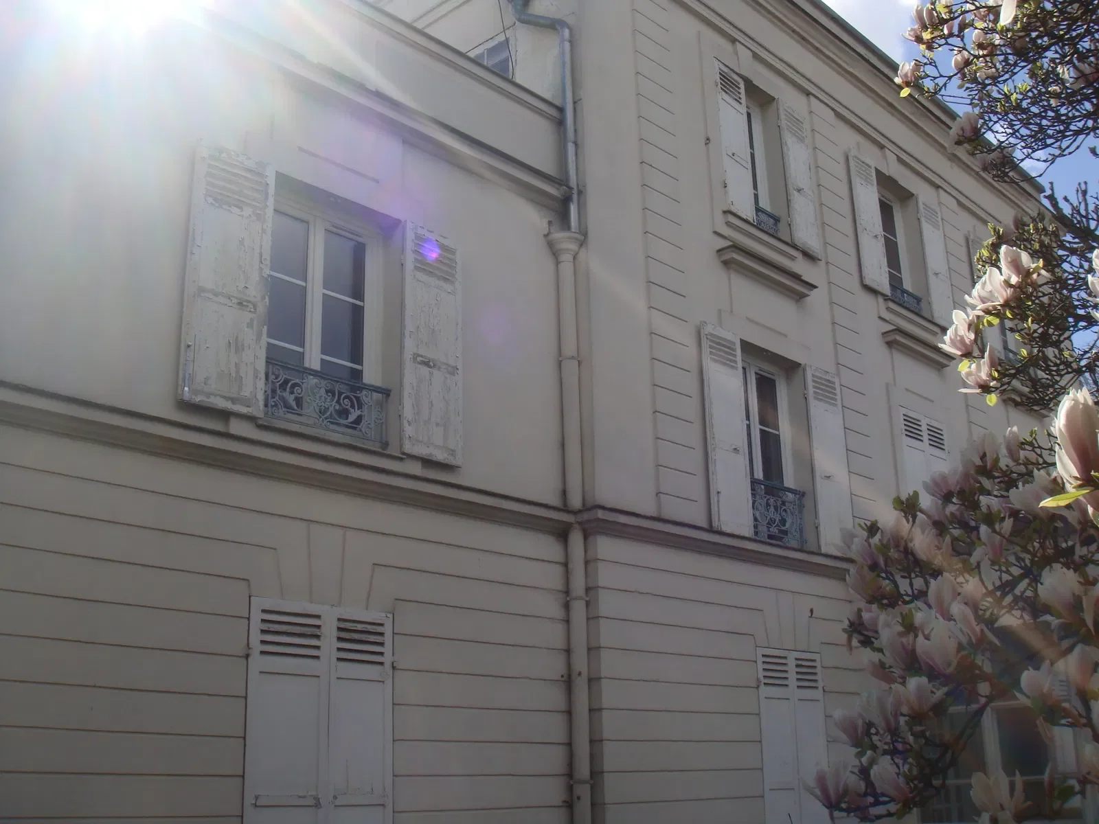 Room Avenue Benjamin Constant in Maisons-Laffitte