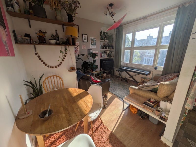 Room Somerfield Road in Greater London