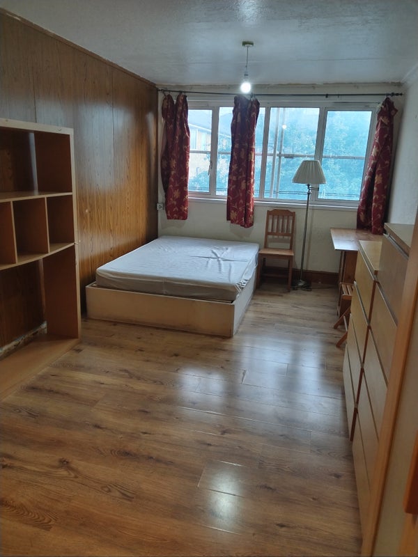 Room Capland Street in City of Westminster