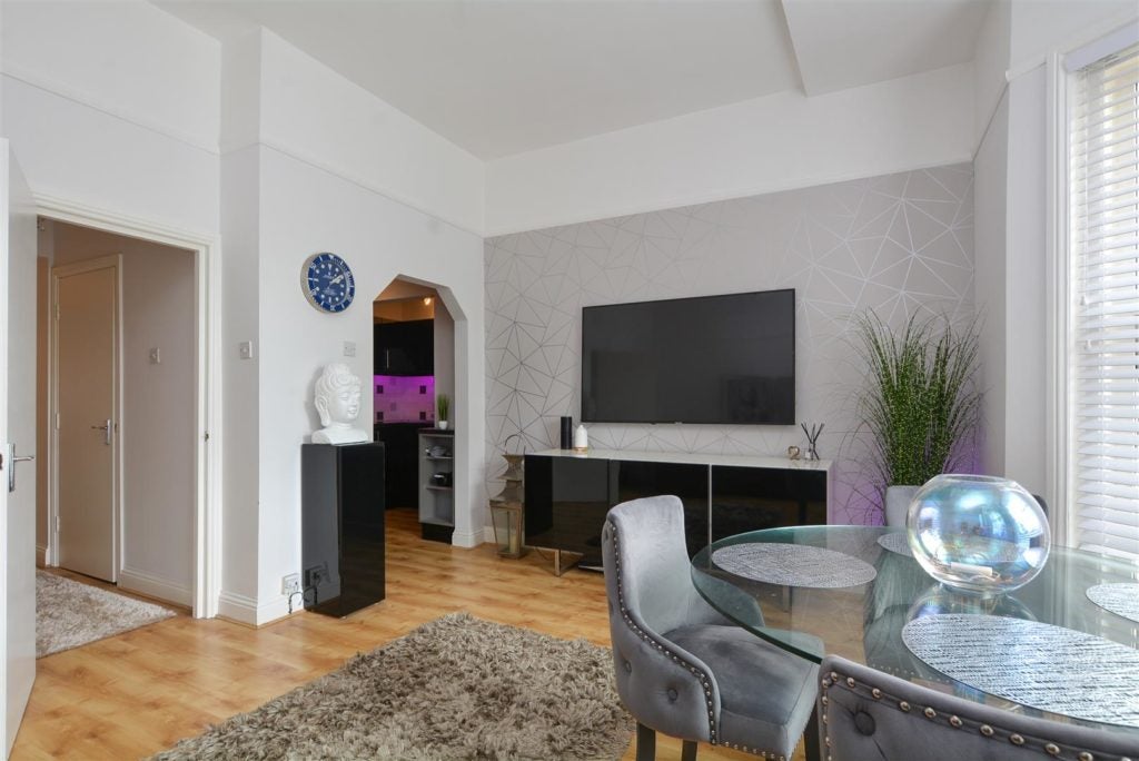 Flat Wimborne Road in Bournemouth