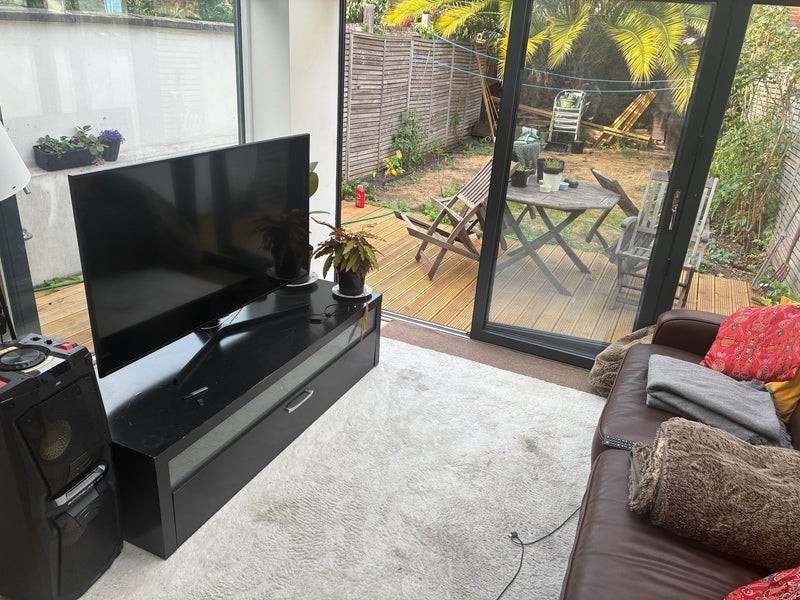 Room Brook Drive in Greater London