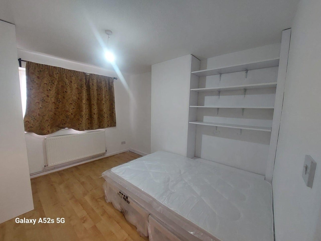 Room Chandos Crescent in Greater London