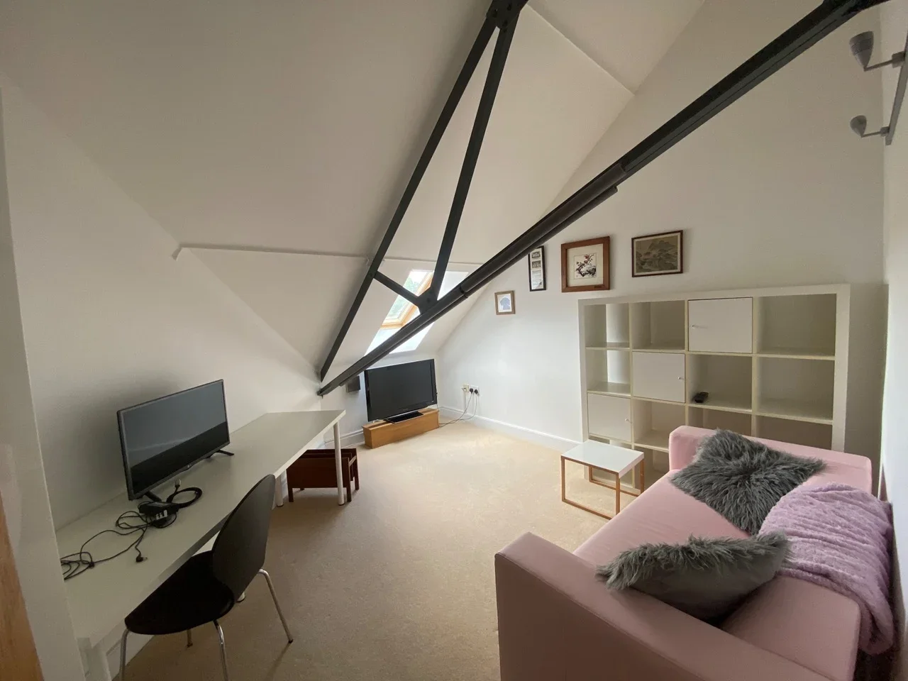 Room High Elms Lane in East Hertfordshire