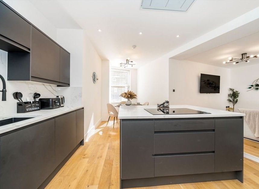 Flat Fulham Road in Greater London
