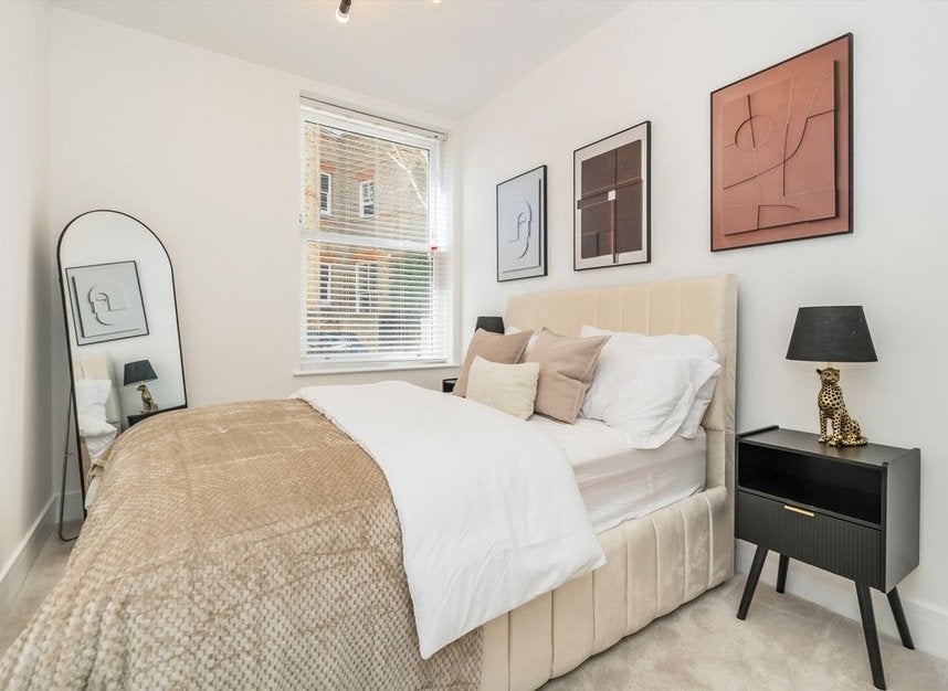 Flat Fulham Road in Greater London