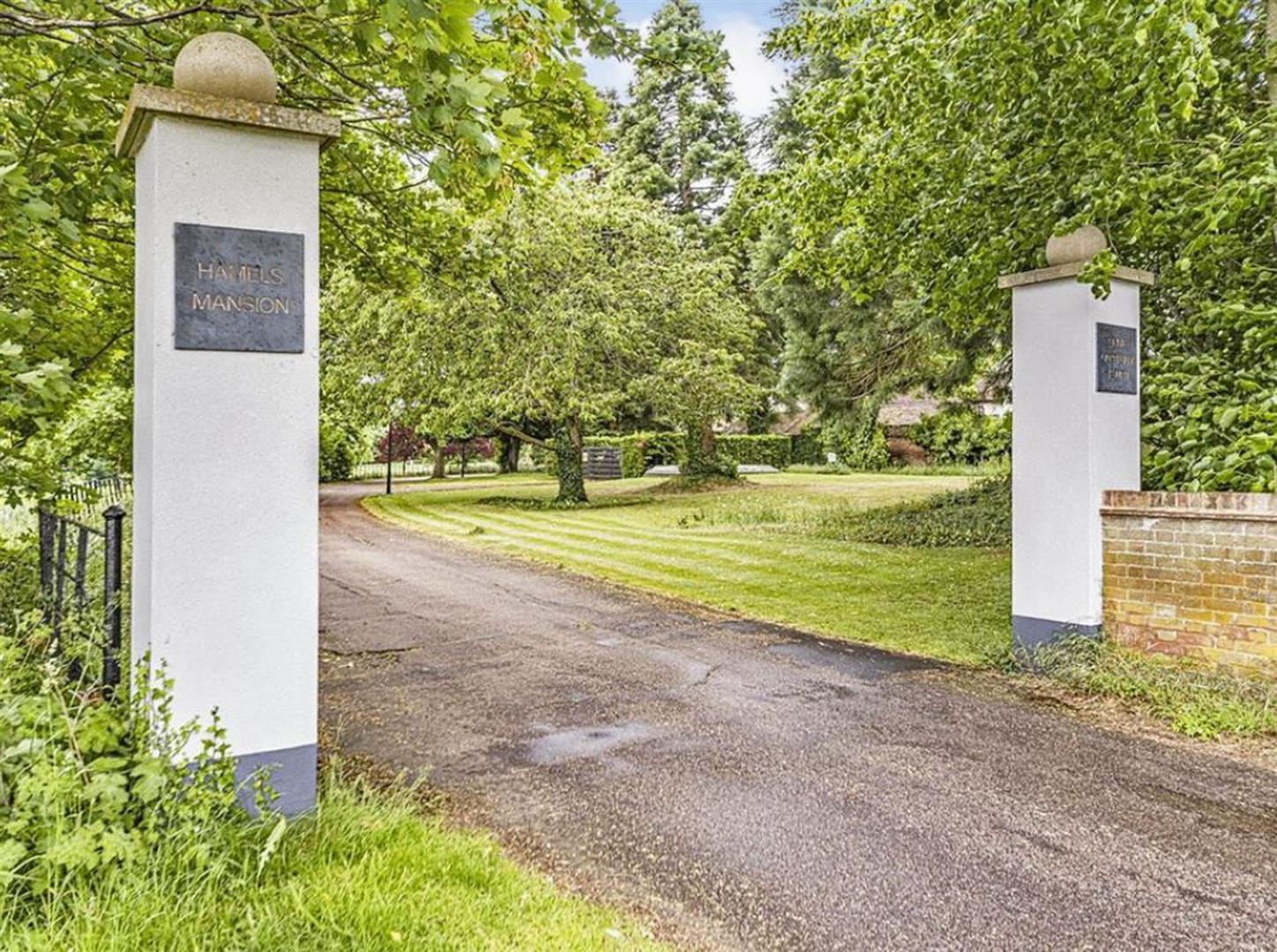 House Hamels Lane in East Hertfordshire