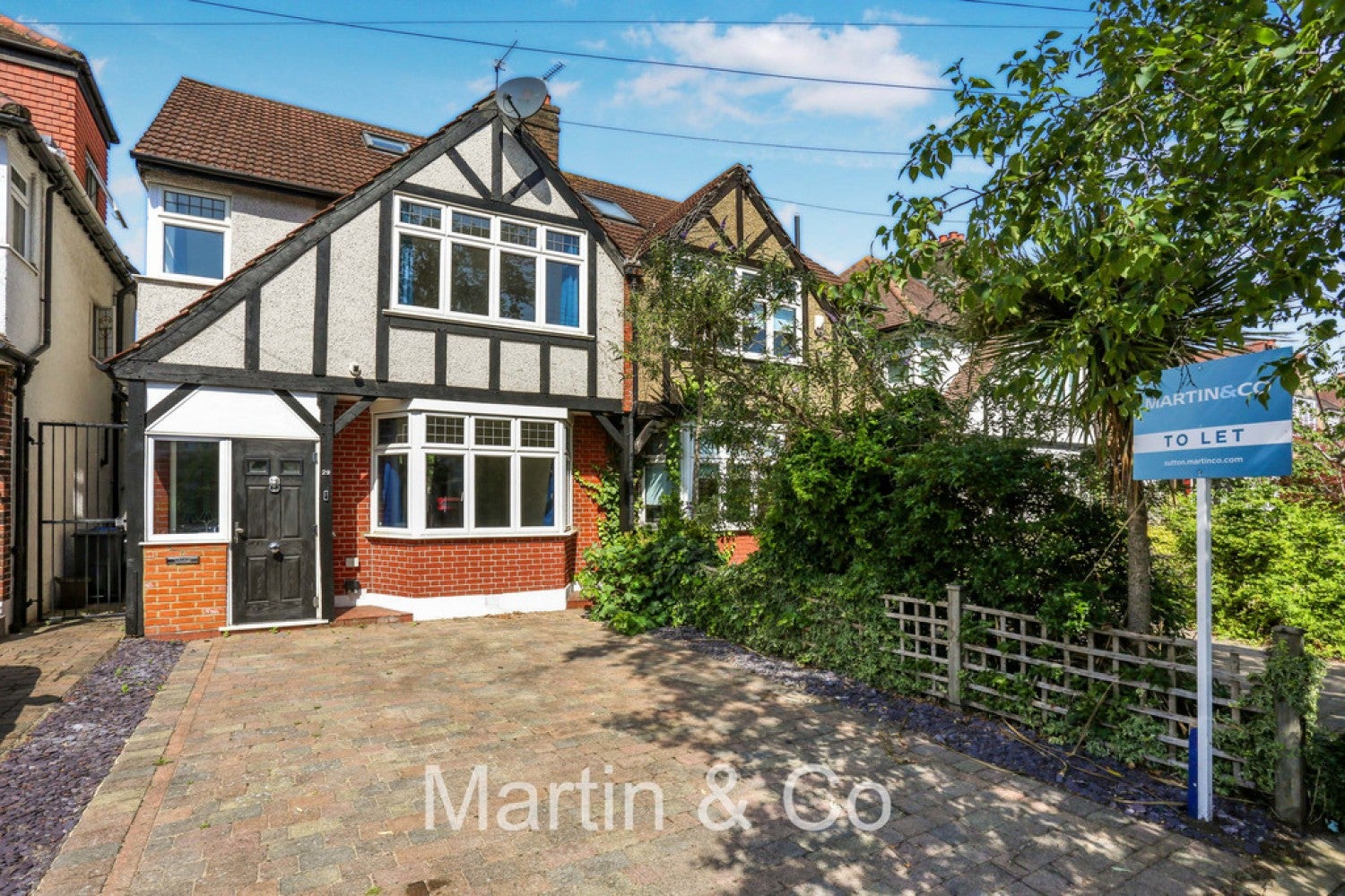 House Wessex Avenue in Greater London