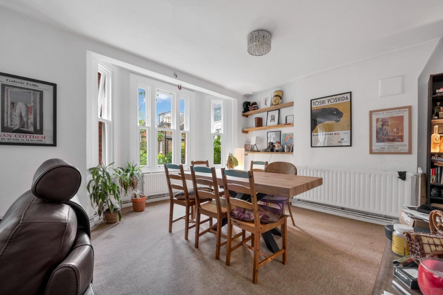 Flat Kelvin Road in Greater London