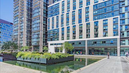 Flat Merchant Square in City of Westminster