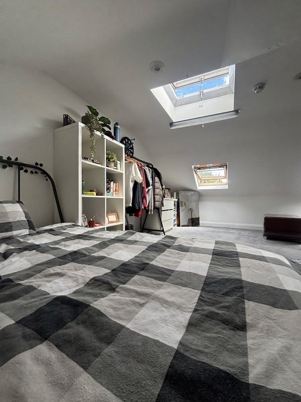 Room Breakspears Road in Greater London
