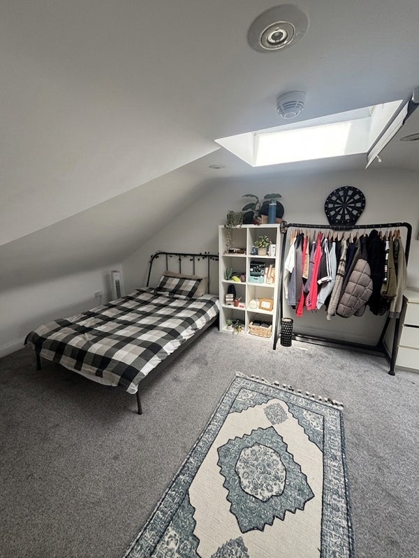 Room Breakspears Road in Greater London
