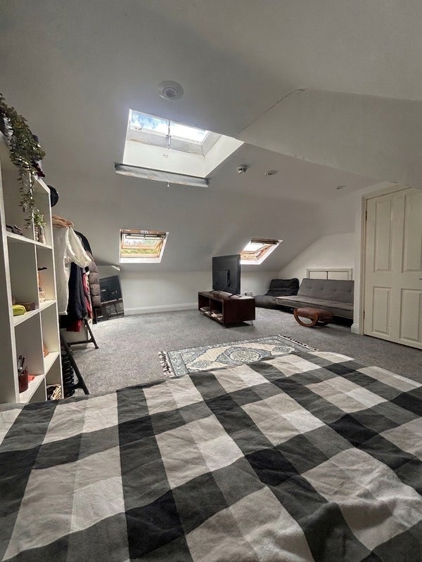 Room Breakspears Road in Greater London
