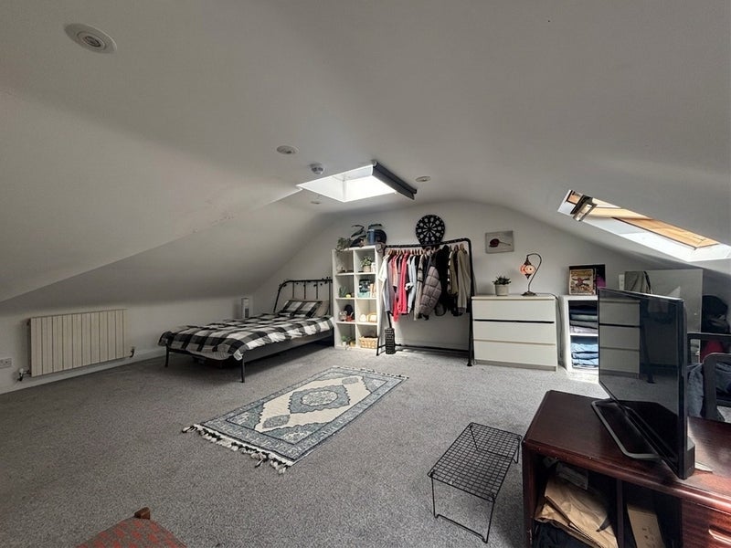Room Breakspears Road in Greater London