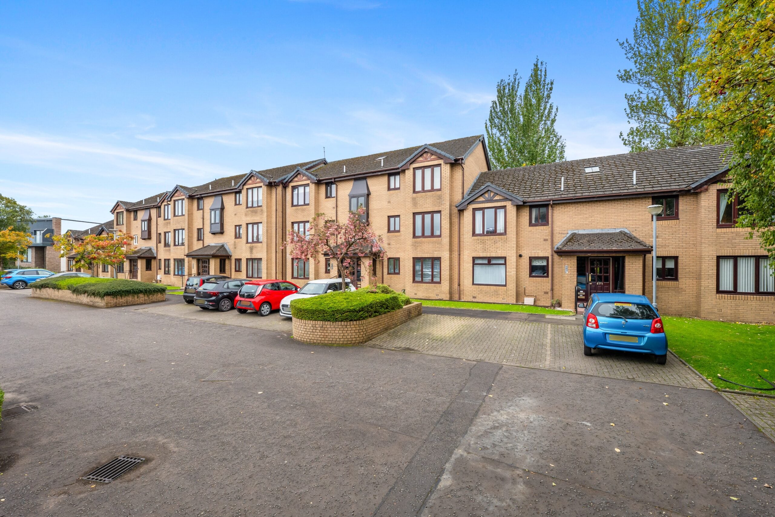 Flat Tarfside Gardens in Glasgow