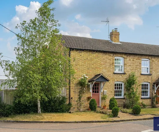 House Higher Rads End in Eversholt
