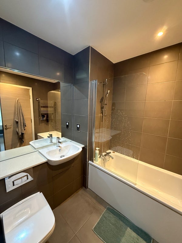 Room Ellesmere Street in Manchester