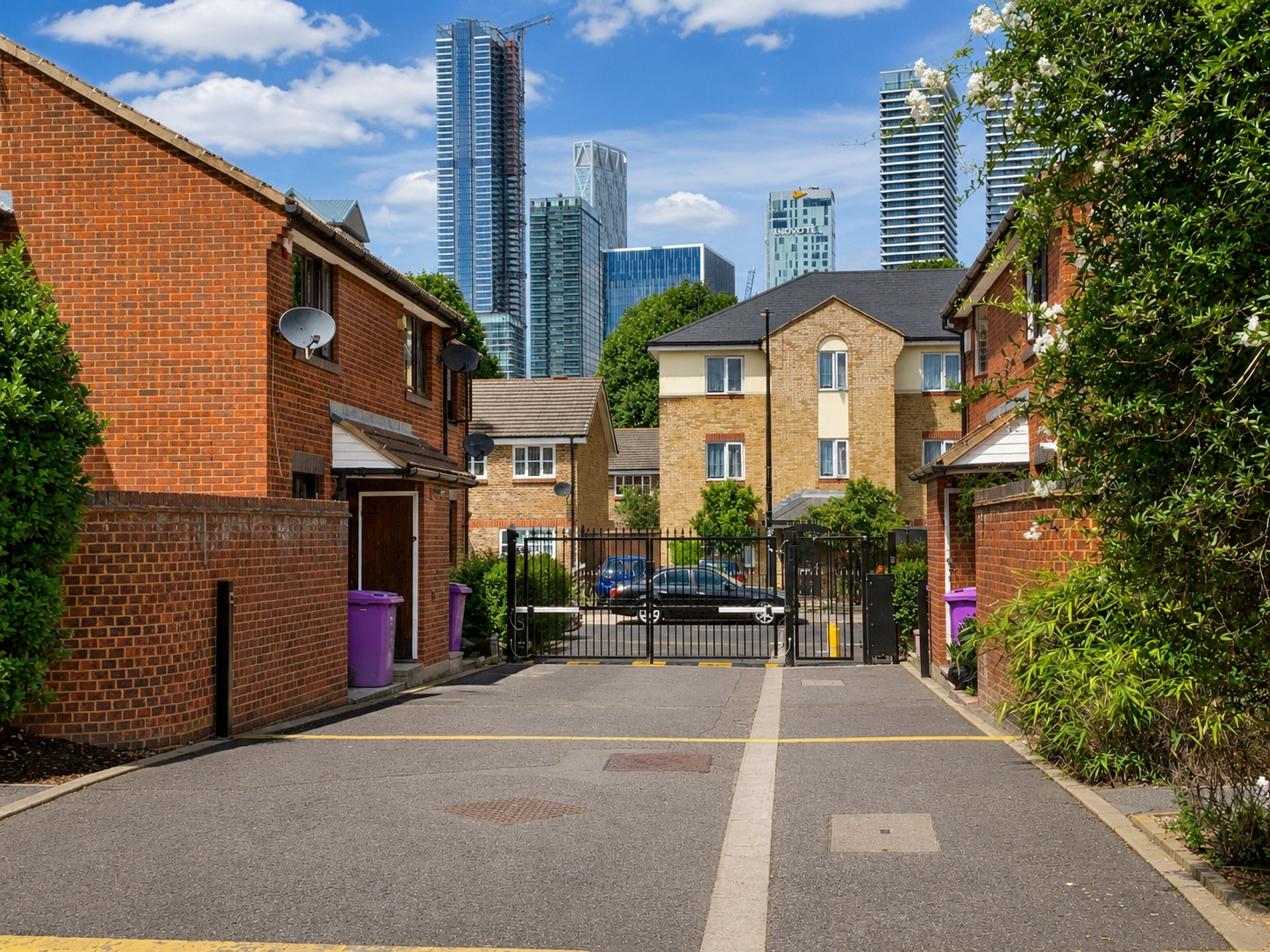 House Claire Place in Greater London