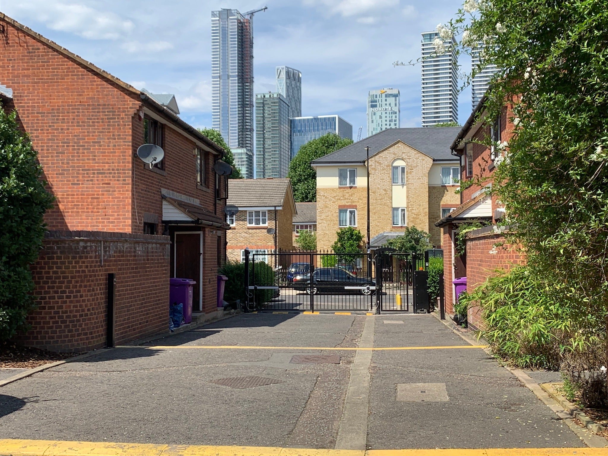 House Claire Place in Greater London