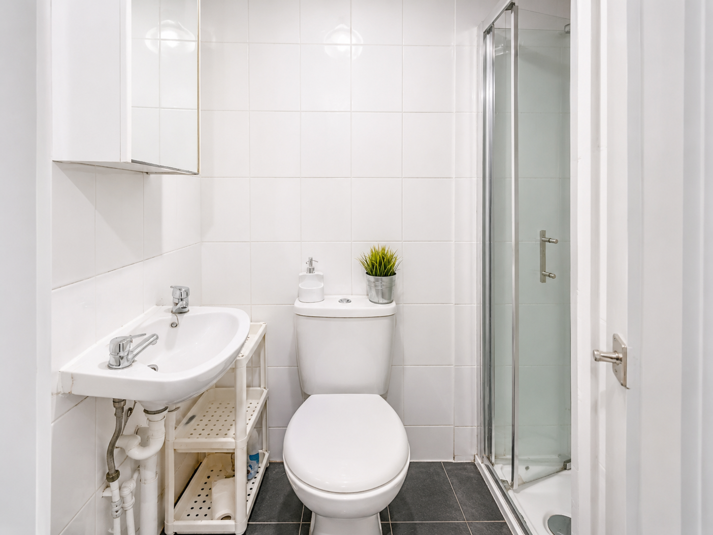 House Claire Place in Greater London