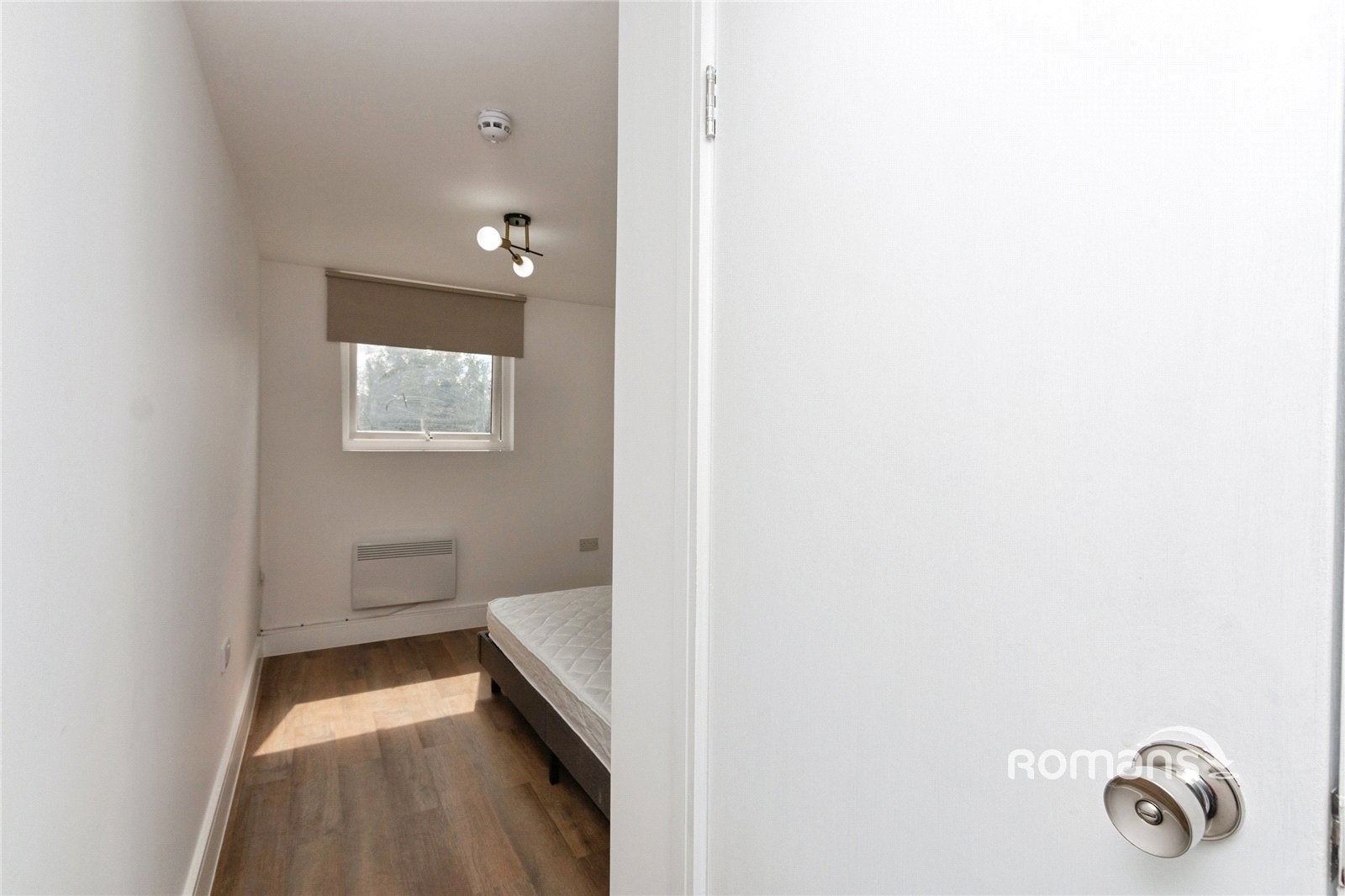 Room Ash Road in Rushmoor