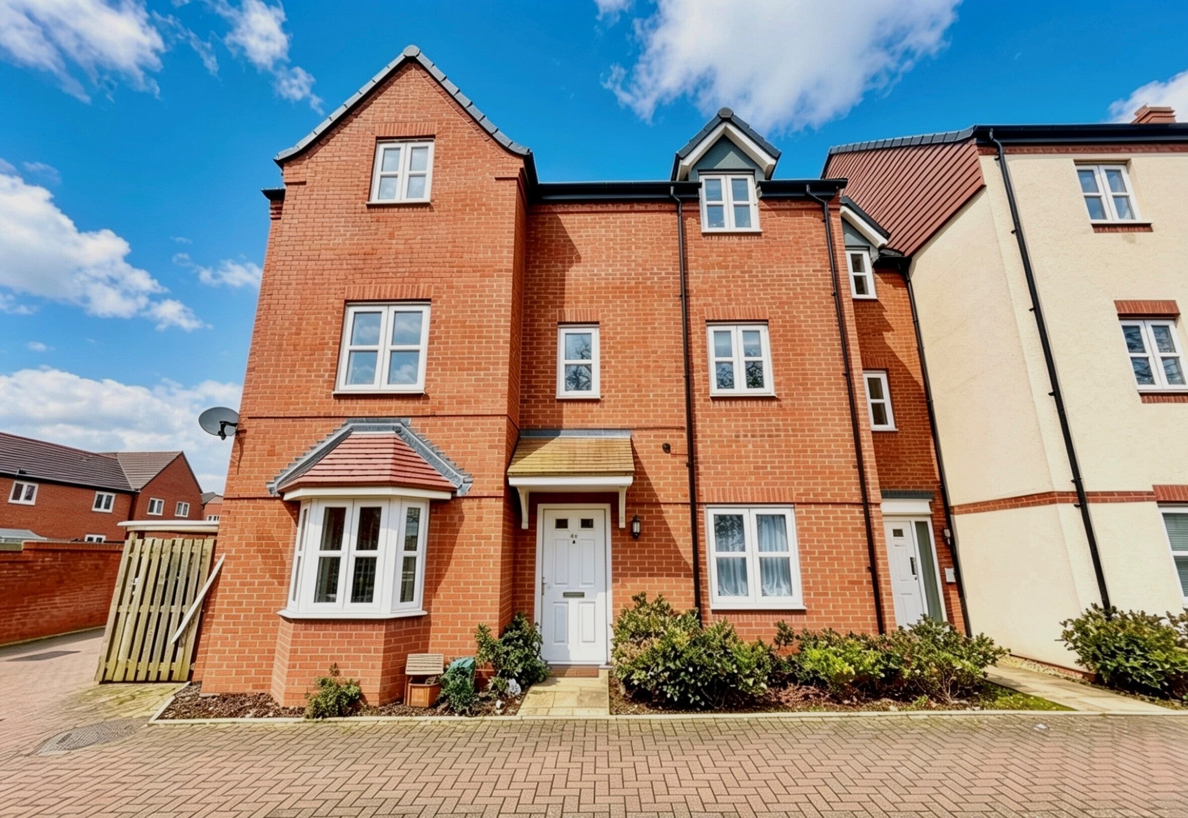 Flat Gundulf Road in Stratford-on-Avon