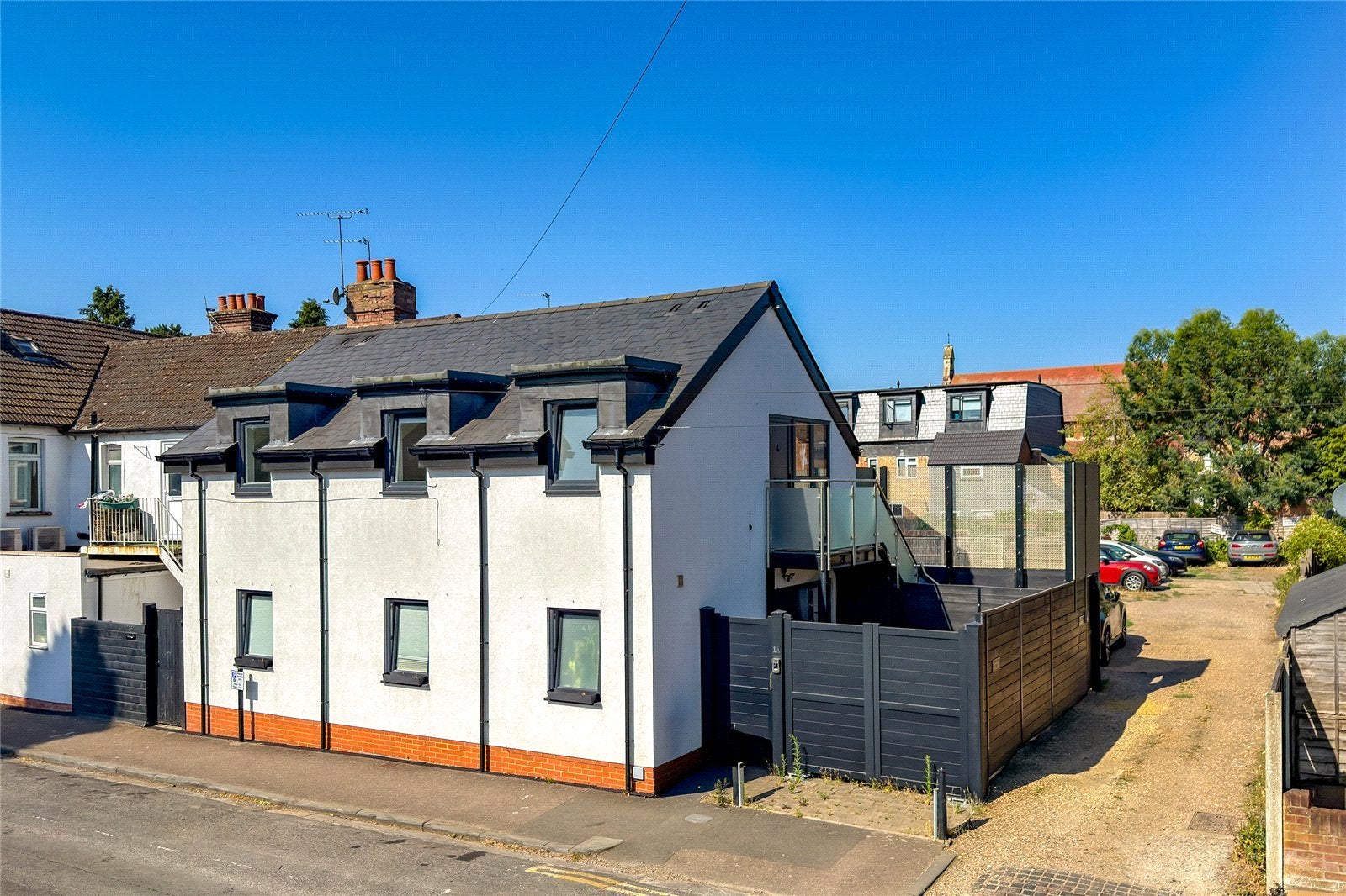 Flat Glenferrie Road in St Albans