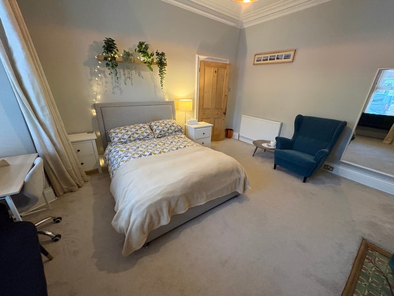 Flat Sandringham Road in Newcastle upon Tyne