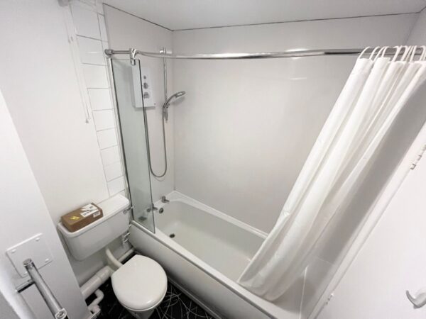 Flat Redford Close in Greater London