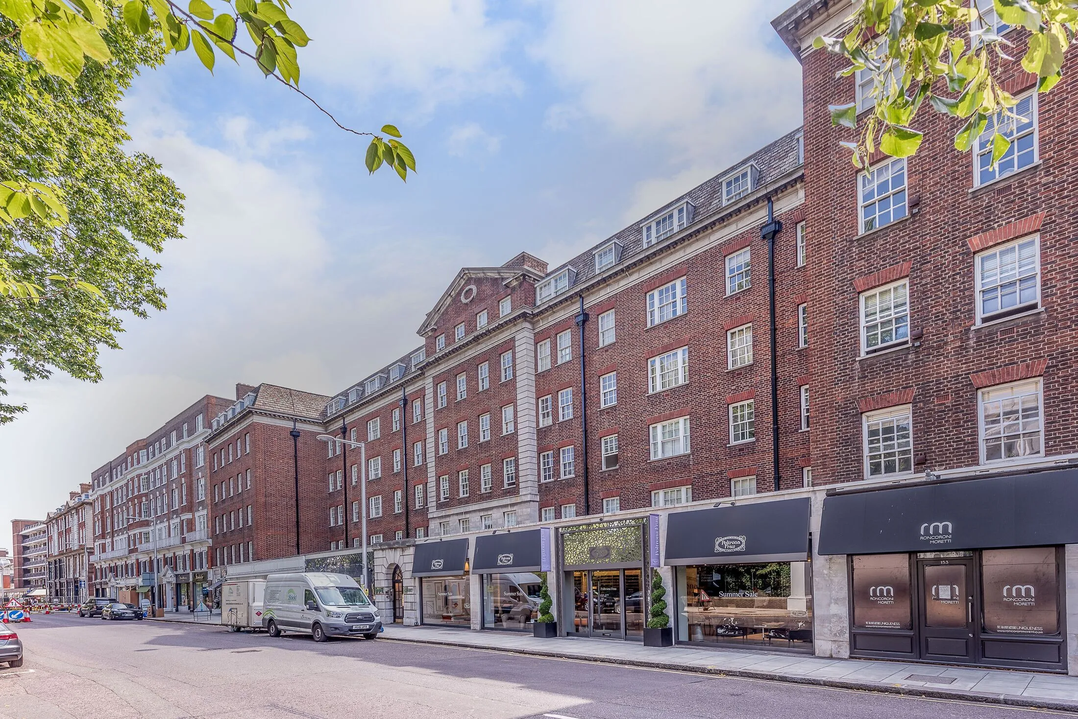 Flat Fulham Road in Greater London