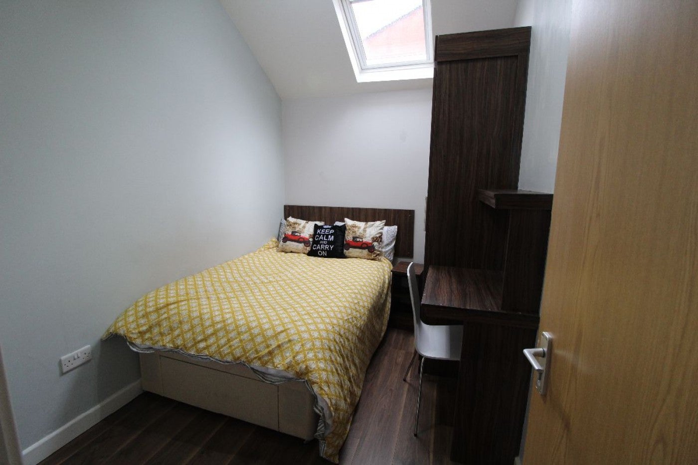 Flat Hawkins Street in Preston