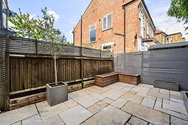 House Avening Road in Greater London