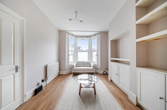 House Avening Road in Greater London