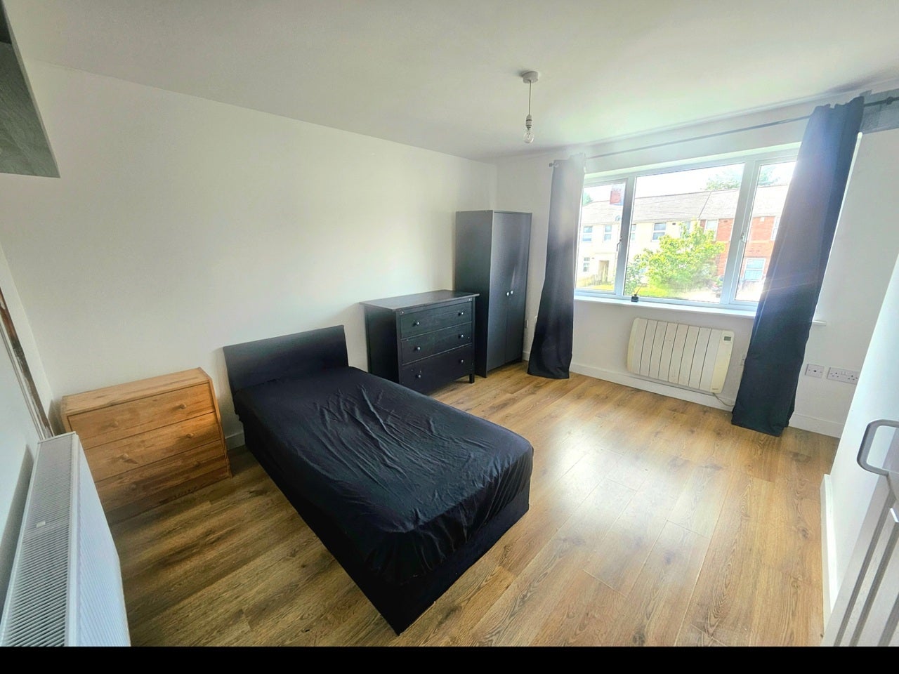 Room Clarence Road in Wolverhampton