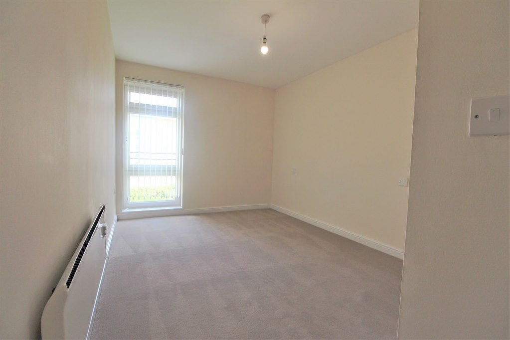 Flat Little Hackets in Havant